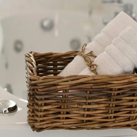 Queen 24 Bed & Breakfast Taranto