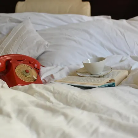 Queen 24 Oda ve Kahvaltı Taranto