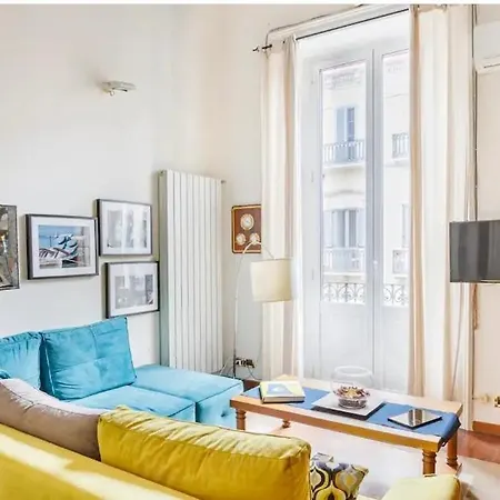Queen 24 Bed & Breakfast