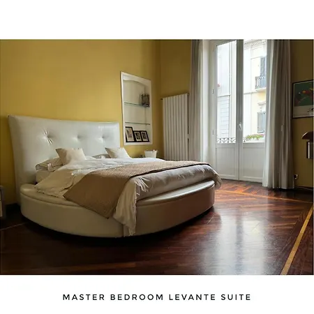 Queen 24 Oda ve Kahvaltı 4*