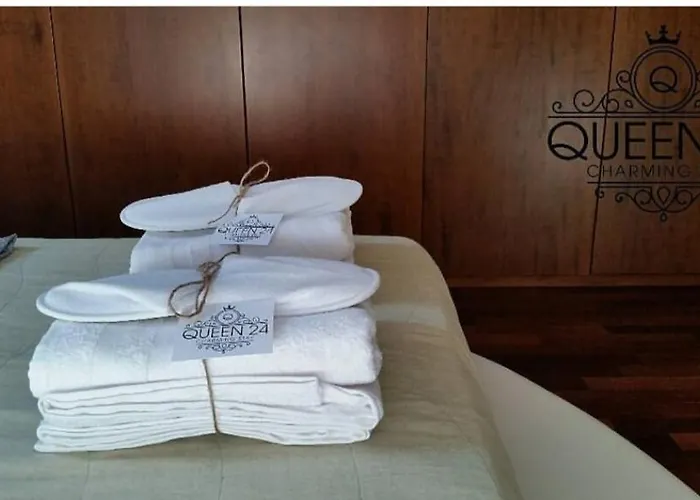 Queen 24 לינה וארוחת בוקר